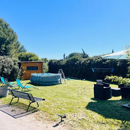 Location T3 Jardin Avec Piscine *